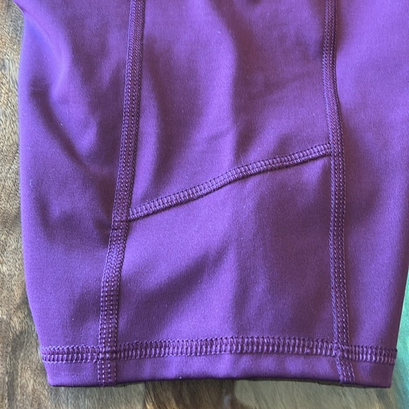 Champion Burgundy Bike Shorts with Side pocket, Size Small New with tags - Picture 3 of 7